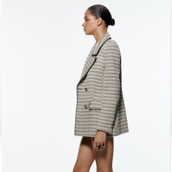 ZARA BLOGGERS FAV TEXTURED SAND AND BLUE BLAZER NWT chanelish style - Picture 4 of 13